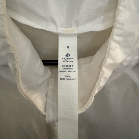 Lululemon Jacket - Picture 2 of 4